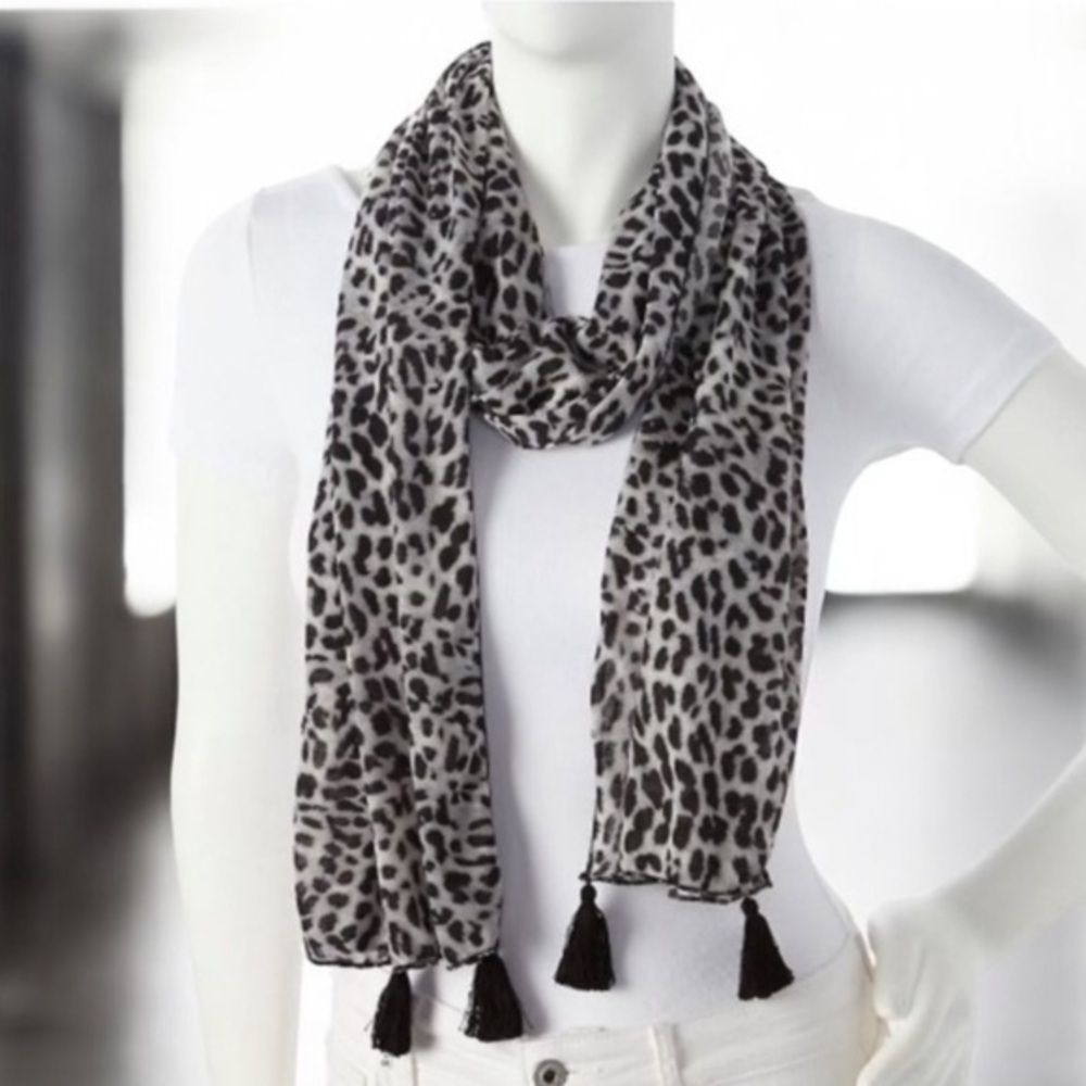 𝅺CHEETAH  Wrap Scarf